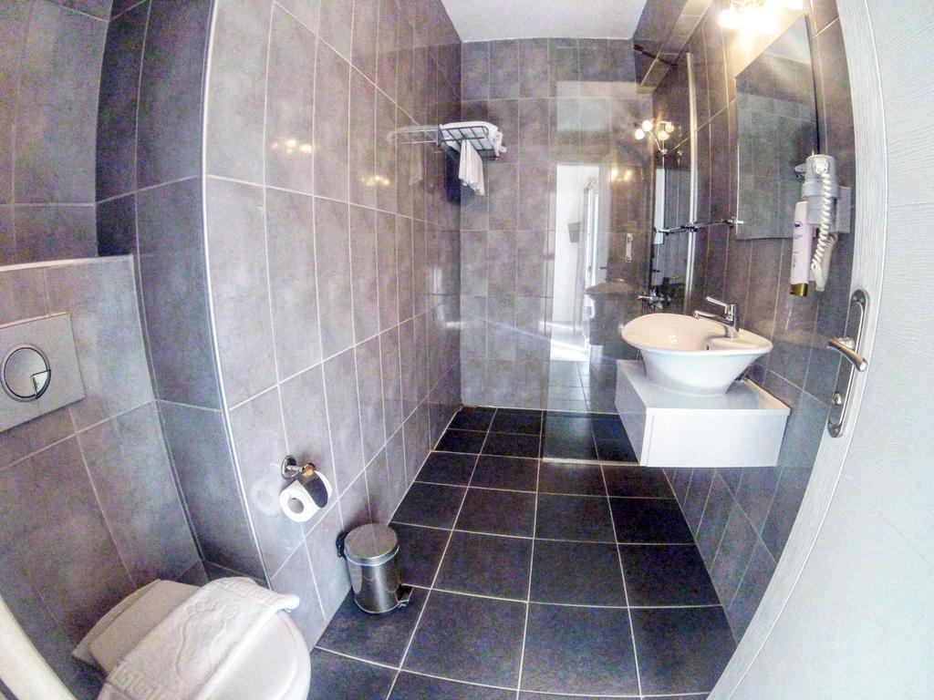 Akkan Hotel Marina Bodrum Bagian luar foto