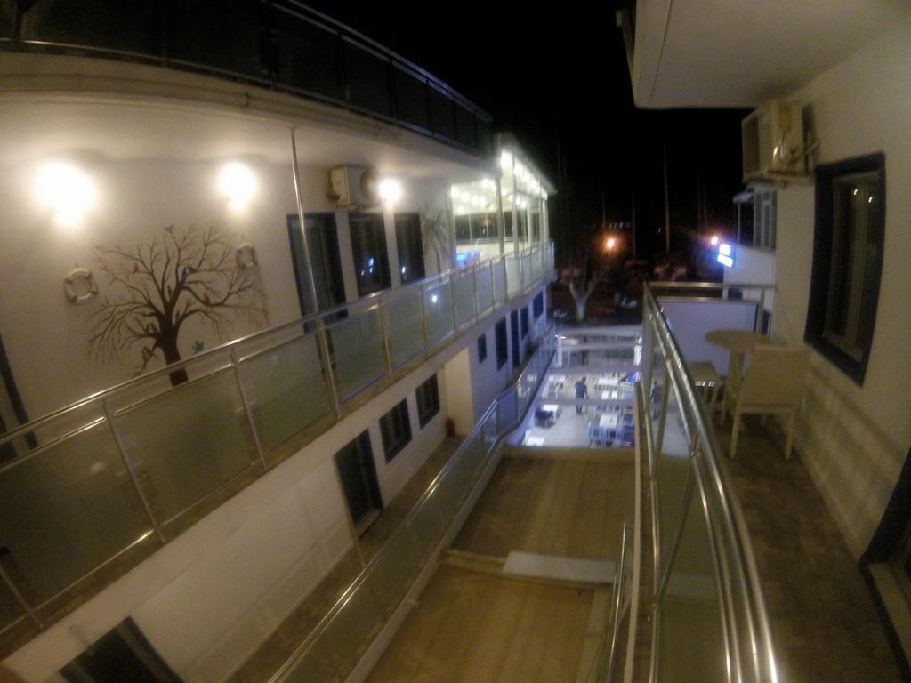 Akkan Hotel Marina Bodrum Bagian luar foto