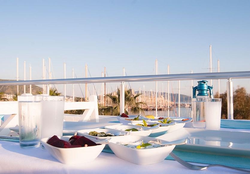 Akkan Hotel Marina Bodrum Bagian luar foto